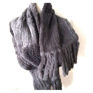 STEFANEL BRAND-NEW MADE IN ITALY RABBIT FUR SCARVE